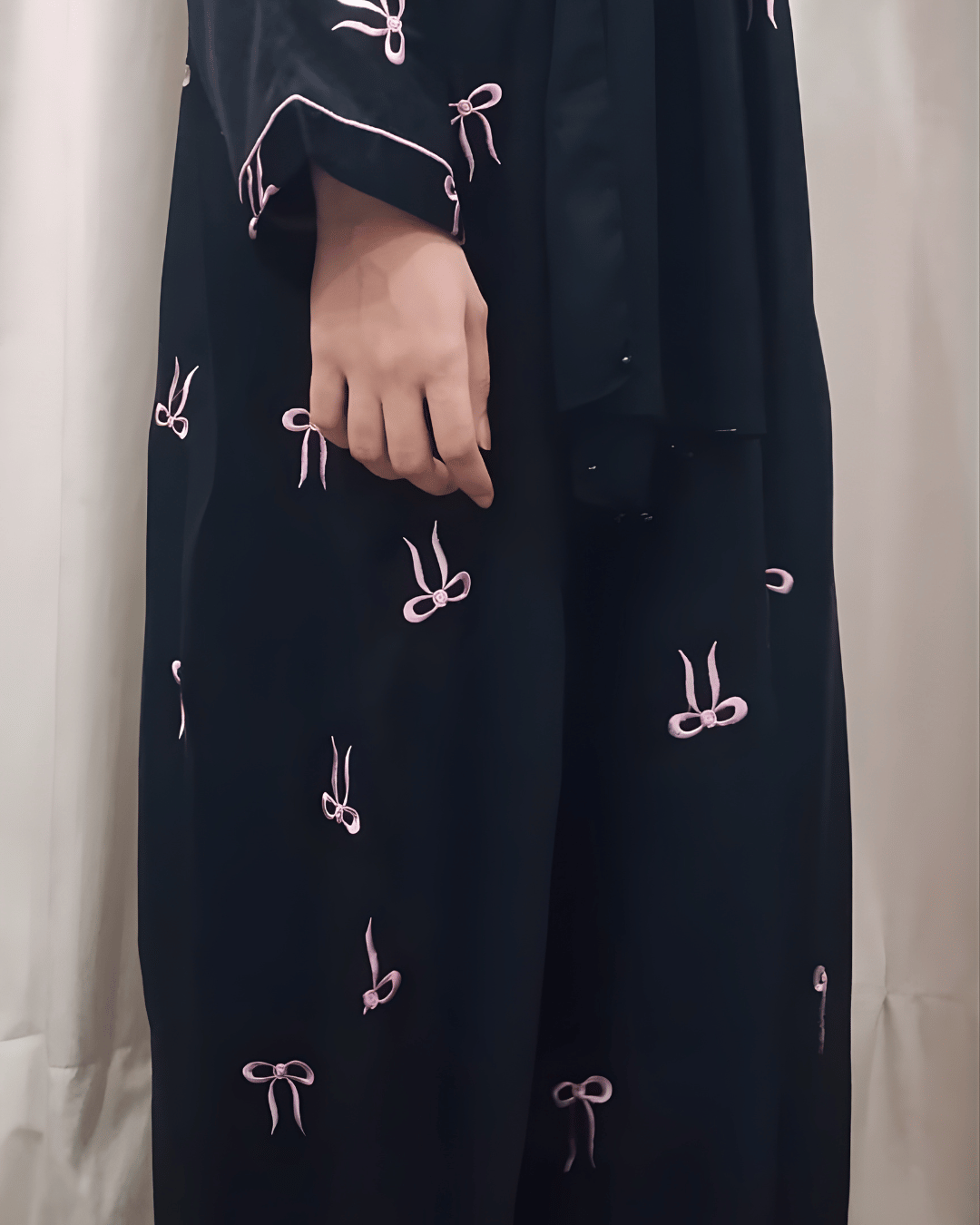 Nazneen – Bow Embroidered Abaya